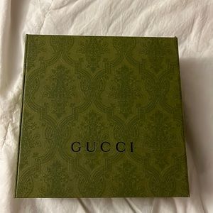 Gucci box ribbon and tissue EMPTY
